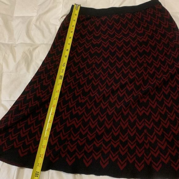 LIZ CLAIBORNE, midi skirt, great condition, small - Picture 7 of 9